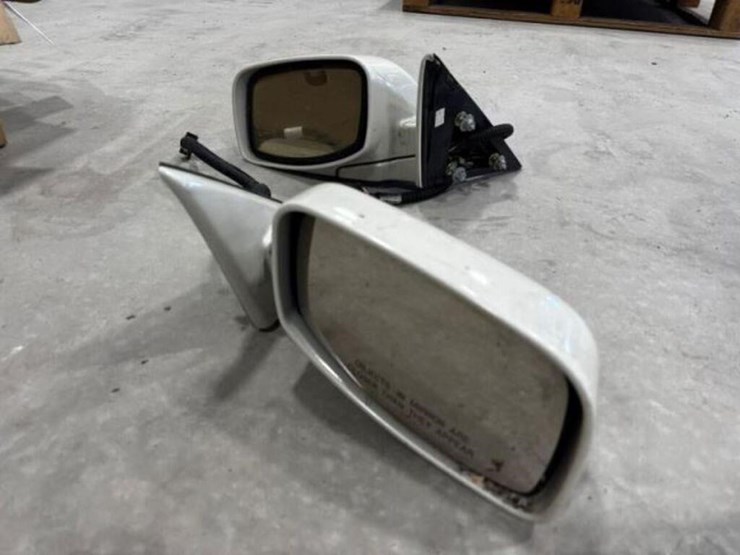 qty-of-(2)-lincoln-ls-side-mirrors-image-5