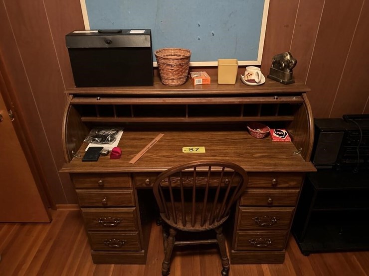 wooden-rolltop-desk-w/-chair-&-contents-image-1