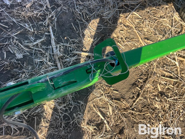 2020-john-deere-740fd-image-10