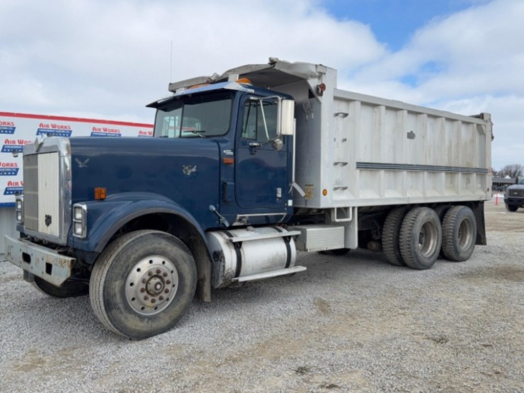 1998-international-9300-image-35