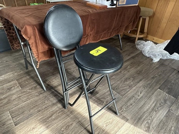 folding-stools-image-1