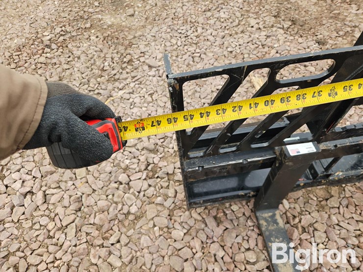 walk-through-pallet-fork-skid-steer-attachment-image-11