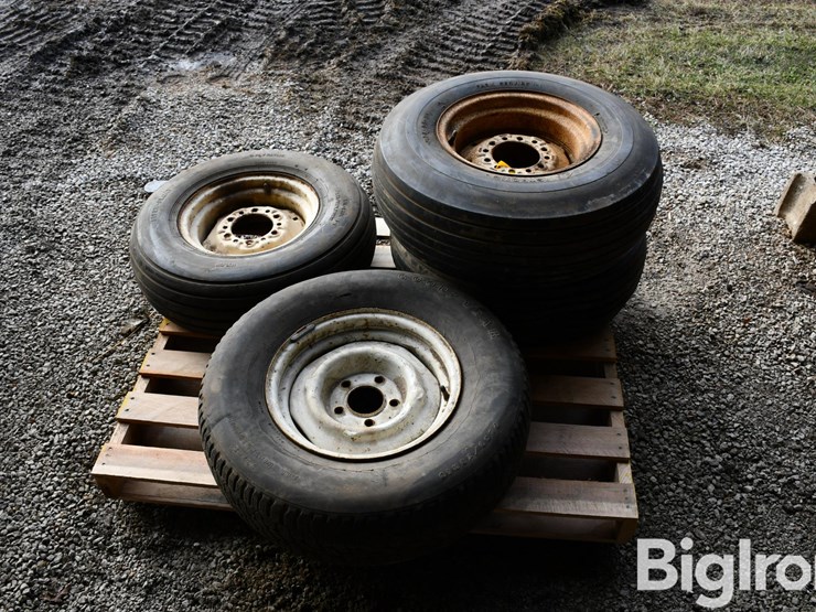 pallet-of-tires-image-6