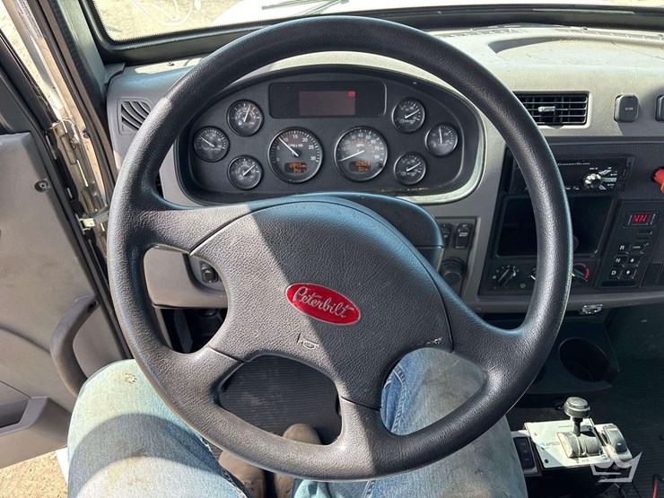 2020-peterbilt-pb337-s/a-dump-truck-image-24