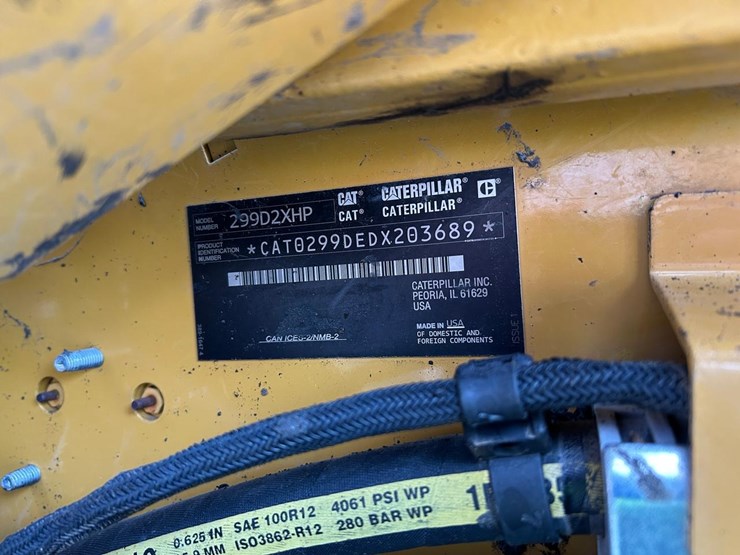 2018-caterpillar-299d-image-28