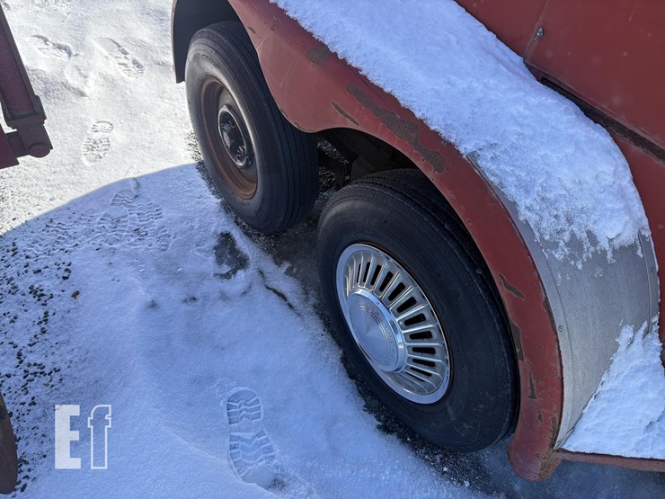 1900-10ft-stock-3-image-5