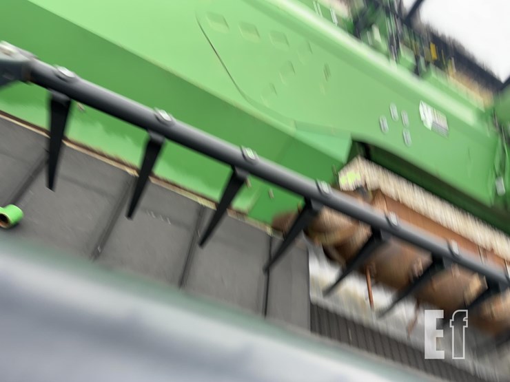 2018-john-deere-640fd-image-8