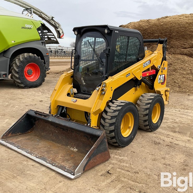 2022 CATERPILLAR 242D3