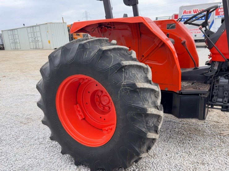 kubota-m8200-image-7