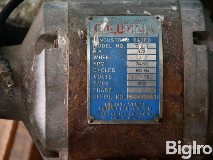 pallet-of-farm-supports-image-10