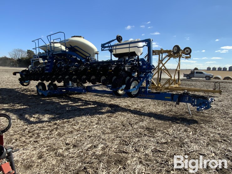 2013-kinze-3660-image-3