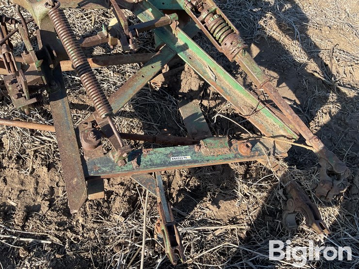 john-deere-5-image-12