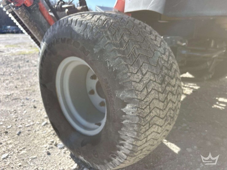 jacobsen-lf510-5-gang-100in.-commercial-reel-mower-image-31