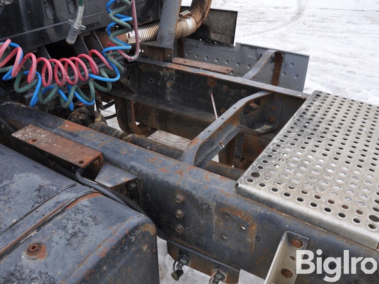 1991-international-8300-t/a-truck-tractor-image-20