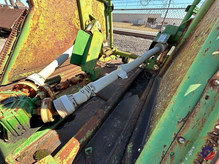 john-deere-1518-image-22