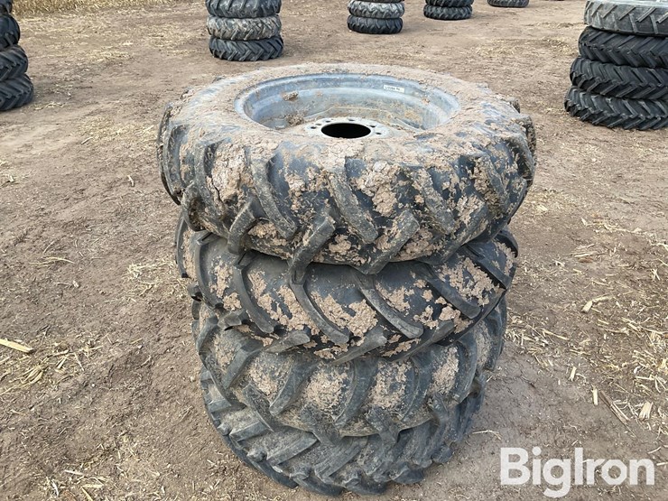 11-24.5-tires-image-1