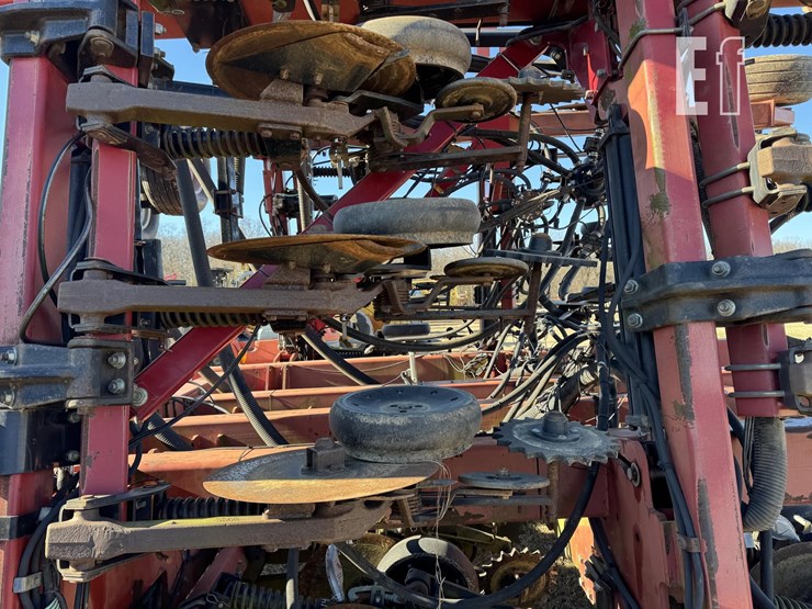 case-ih-2400-image-26