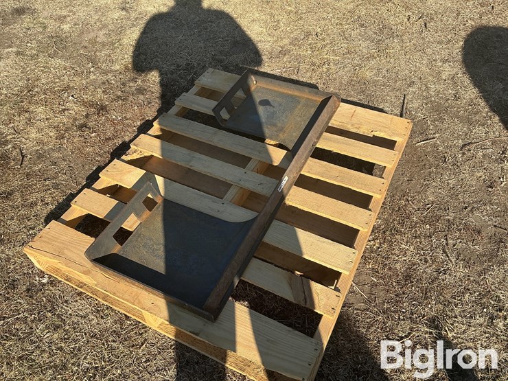 skid-steer-plate-image-3