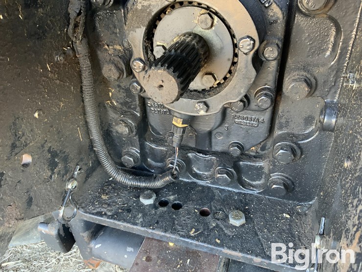 2012-case-ih-magnum-260-image-12