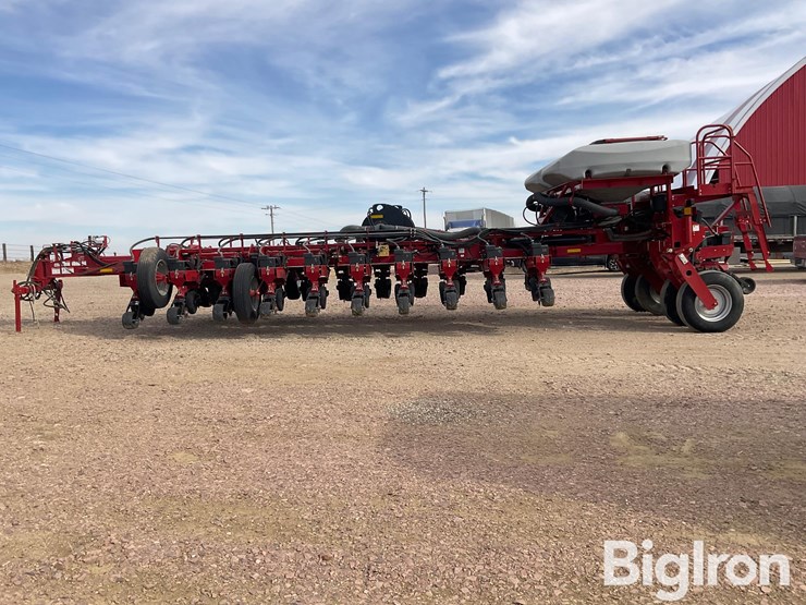 2012-case-ih-1250-image-8