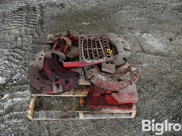 pallet-of-farm-support-image-2