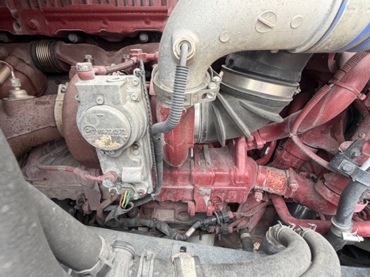 #227-•-2020-mack-anthem-image-107