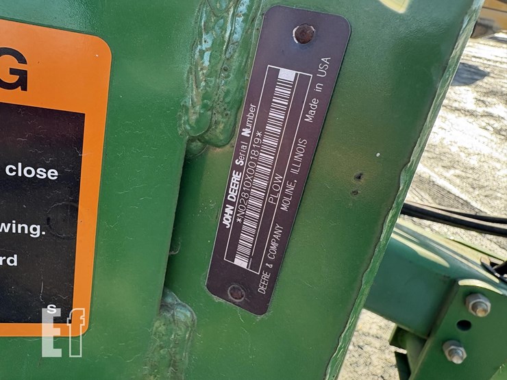 john-deere-2810-image-10