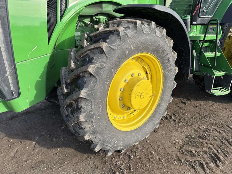 john-deere-8310r-image-8