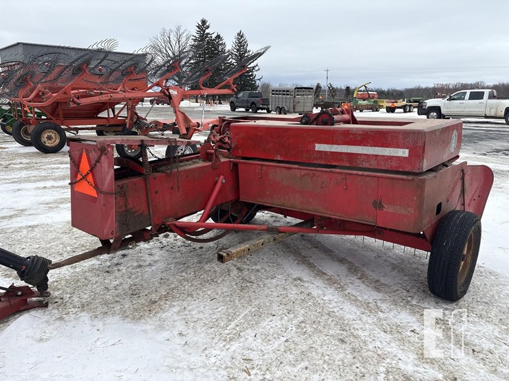 massey-ferguson-9-image-7