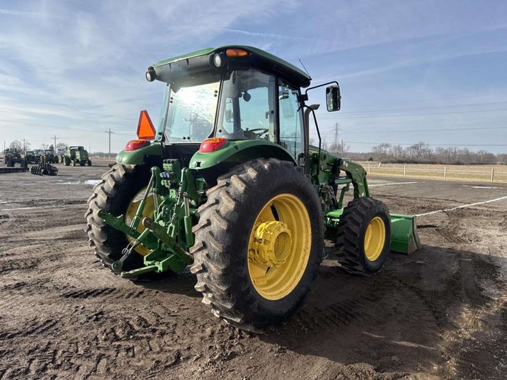 john-deere-6115d-image-5