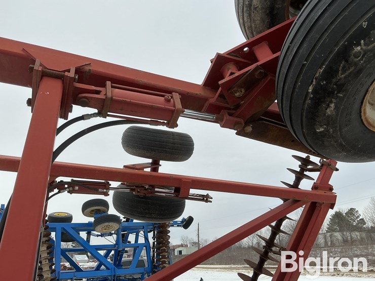 case-ih-3950-image-11