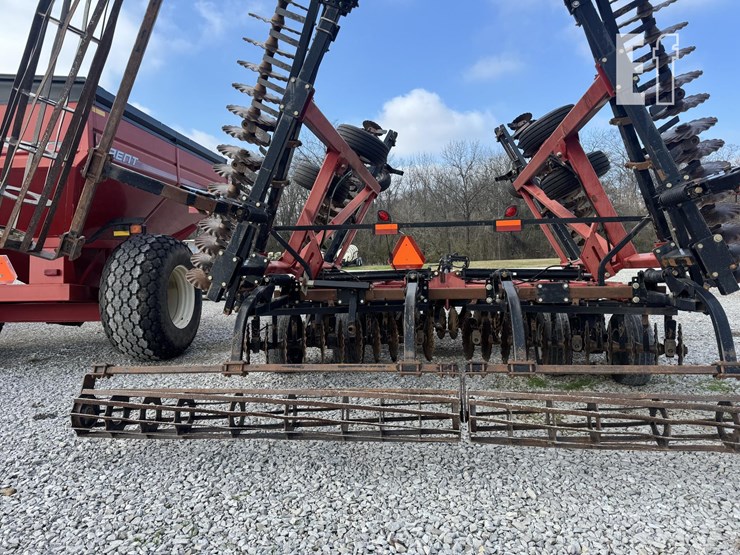 case-ih-true-tandem-330-turbo-image-16