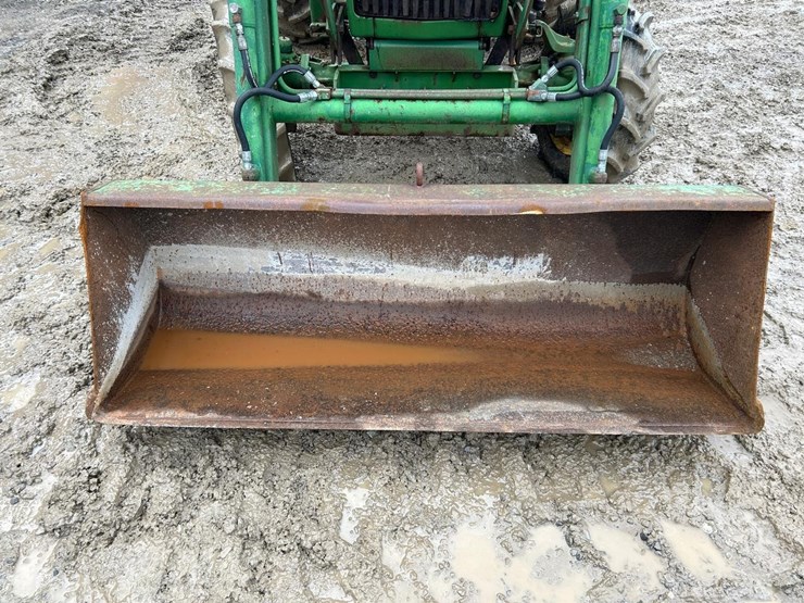 john-deere-1050-image-9