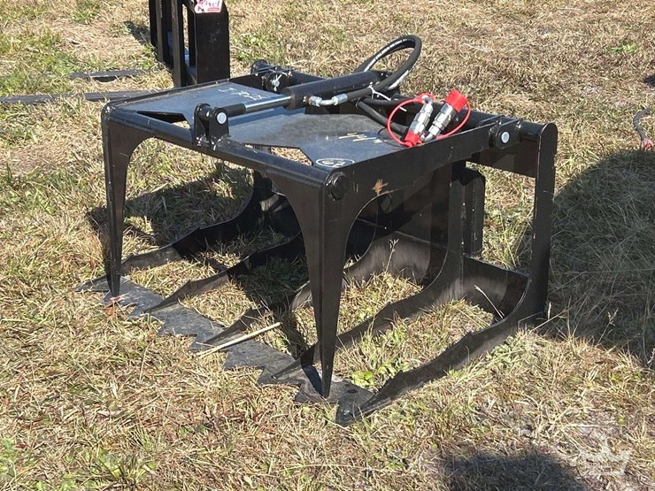 2025-44in-hydraulic-grapple-mini-skid-steer-attachment-image-1