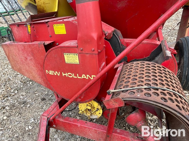 new-holland-352-image-14