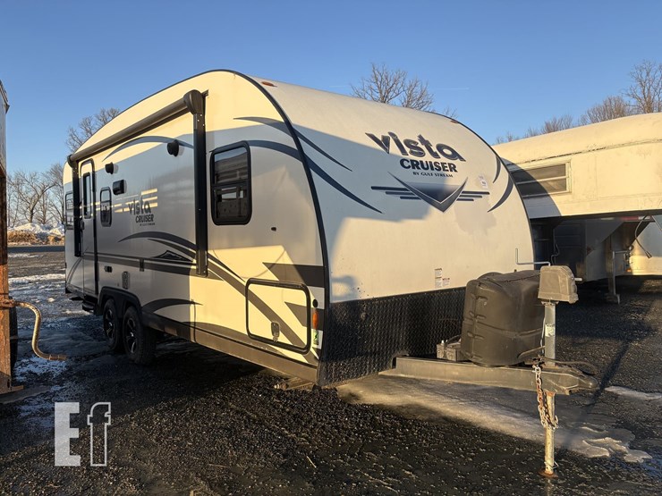 2018-gulf-stream-coach-vintage-cruiser-112-image-3