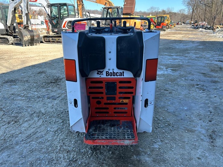 2019-bobcat-mt85-image-3