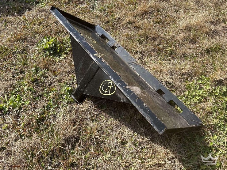 2025-quick-hitch-skid-steer-attachment-image-3