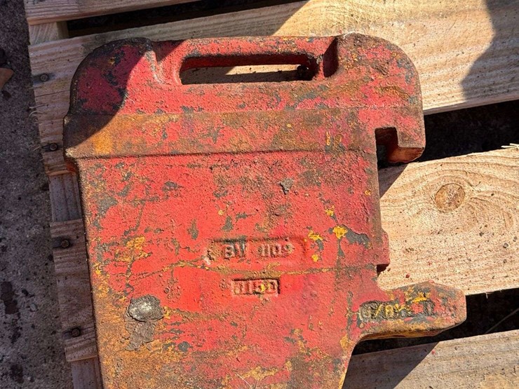 (1)-suitcase-weight-image-1