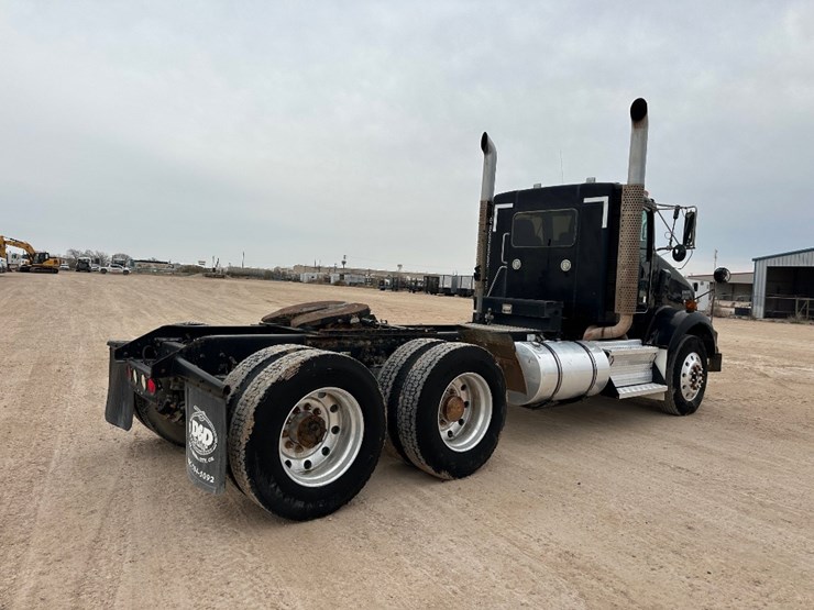 2009-kenworth-t800-image-4