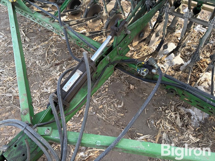 john-deere-8300-image-14