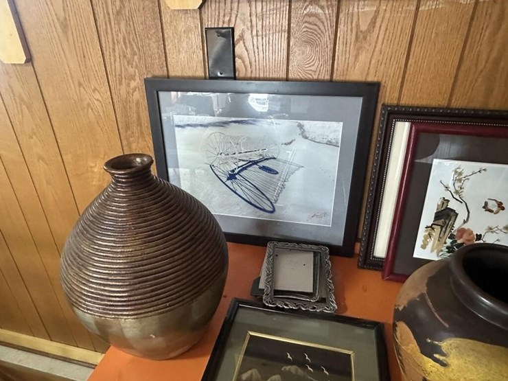 misc.-picture-frames-&-portraits-image-5