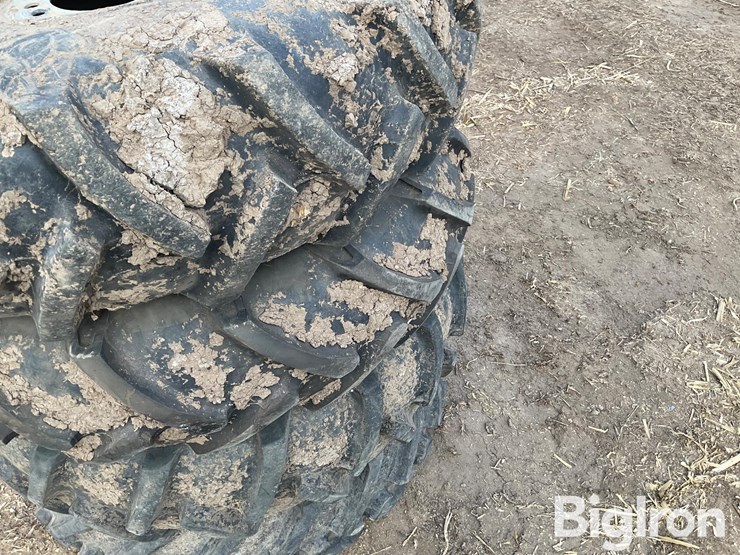 11-24.5-tires-image-10