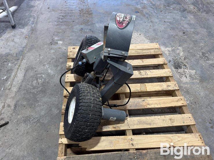 swinger-gen-ii-remote-controlled-swing-hopper-mover-auger-hopper-assist-image-8