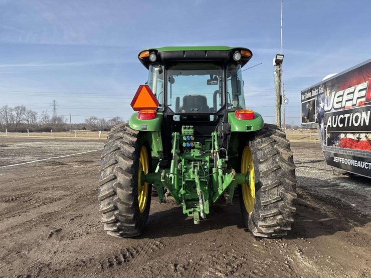 john-deere-6115d-image-4