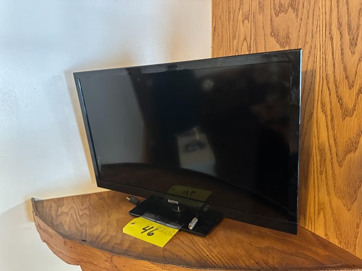 sanyo-24"-hd-tv-image-3