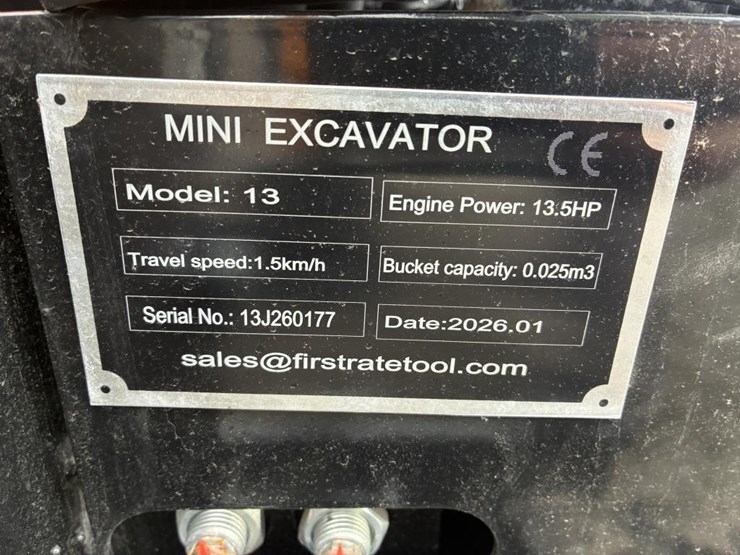 2026-vicsec-v13-hydraulic-excavator-image-18