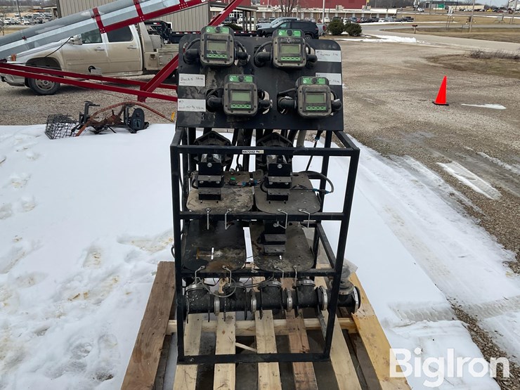 durapump-four-bank-spray-pump-image-2