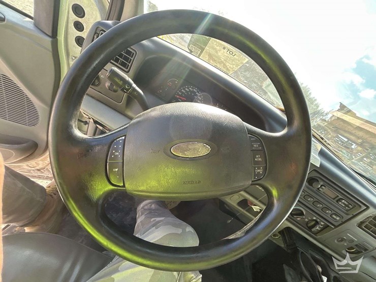 2003-ford-f350-image-8