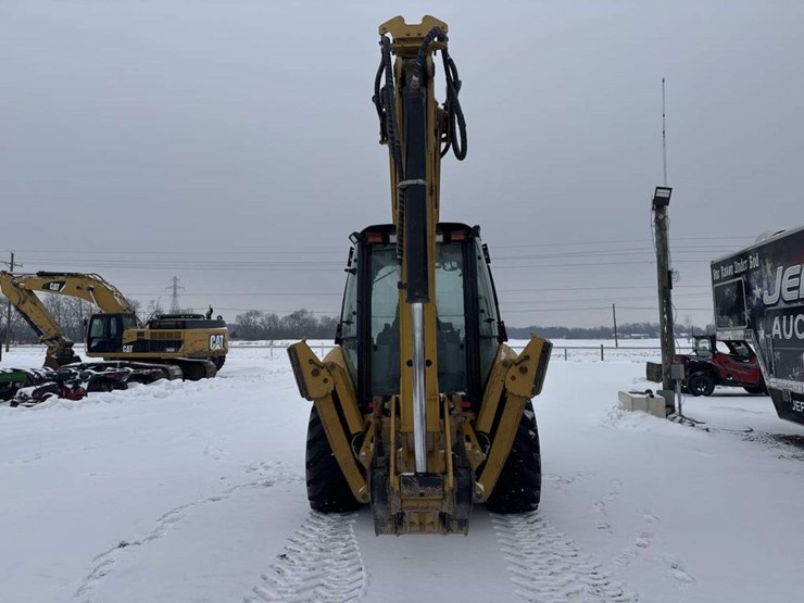 caterpillar-420f-image-4